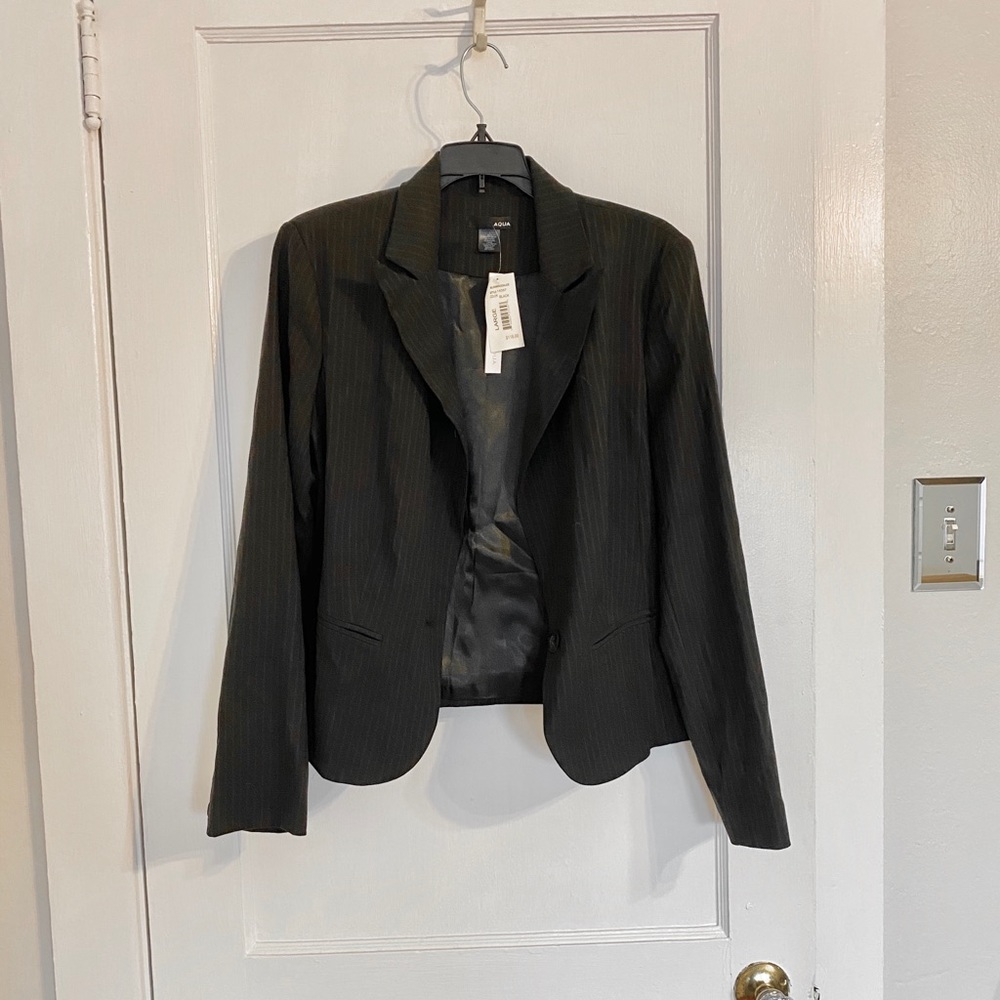 Aqua black blazer.